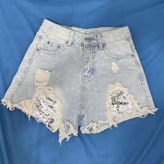 (Category: ) located in . Submitted by defnotanne (Listing ID 1304086332, Image 1). Description: .