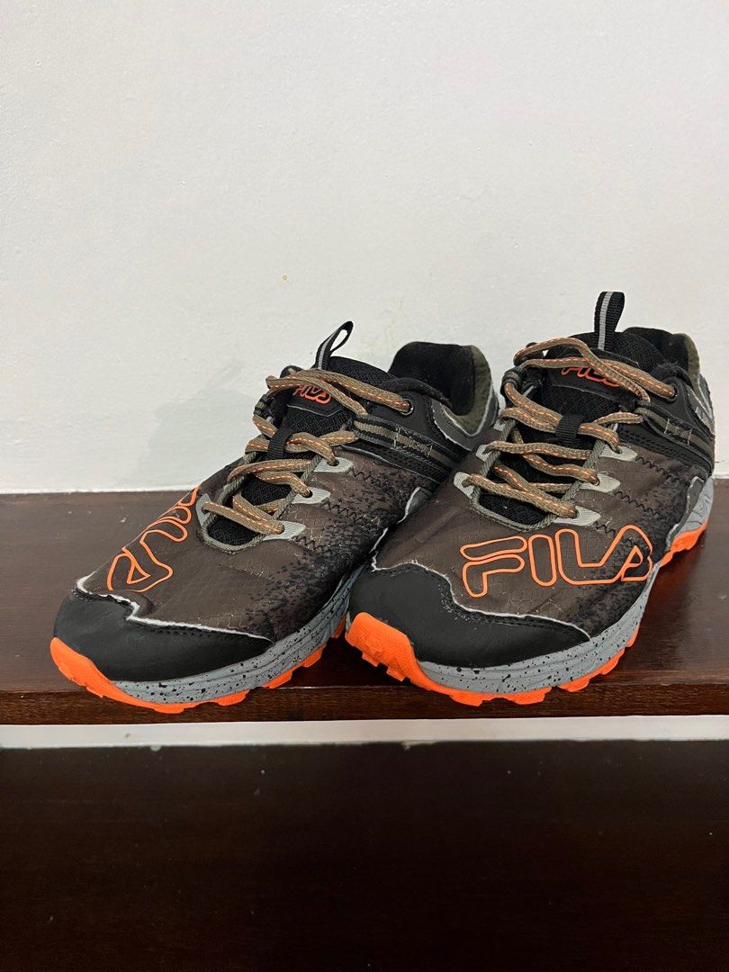 FILA Blowout 19 All Terrain Men s Fashion Footwear Sneakers on Carousell