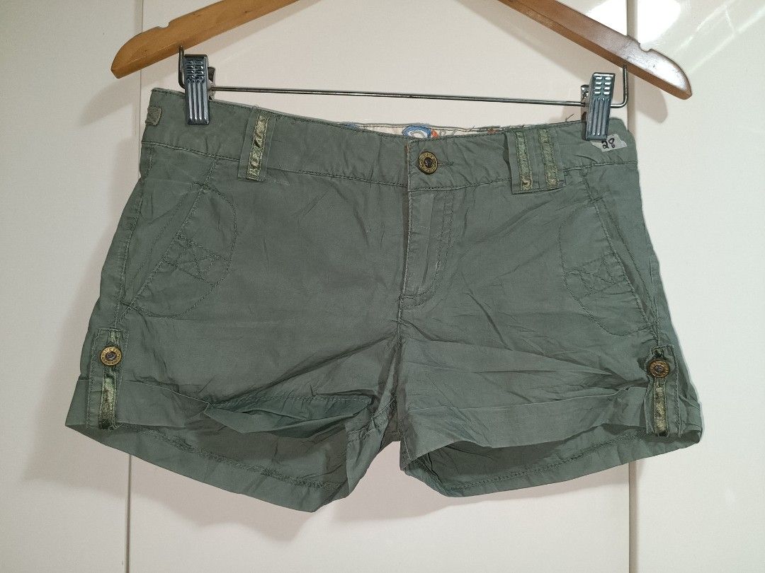 Guess shorts Women s Fashion Bottoms Shorts on Carousell