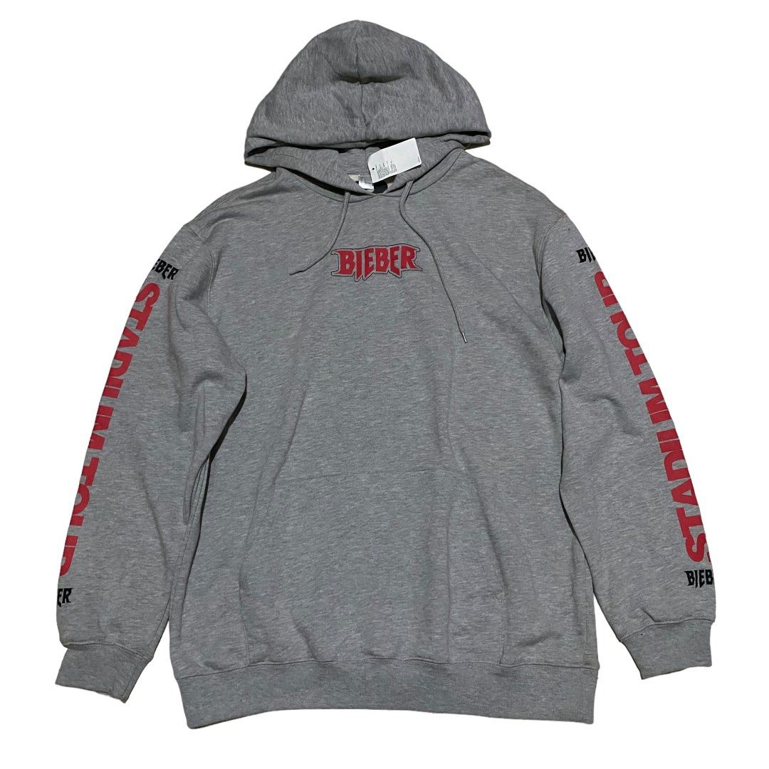 H M justin bieber stadium tour hoodie Fesyen Pria Pakaian Baju Luaran di Carousell