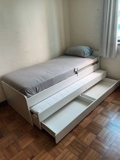 (Category: ) located in . Submitted by olivergm (Listing ID 1303998761, Image 1). Description: .