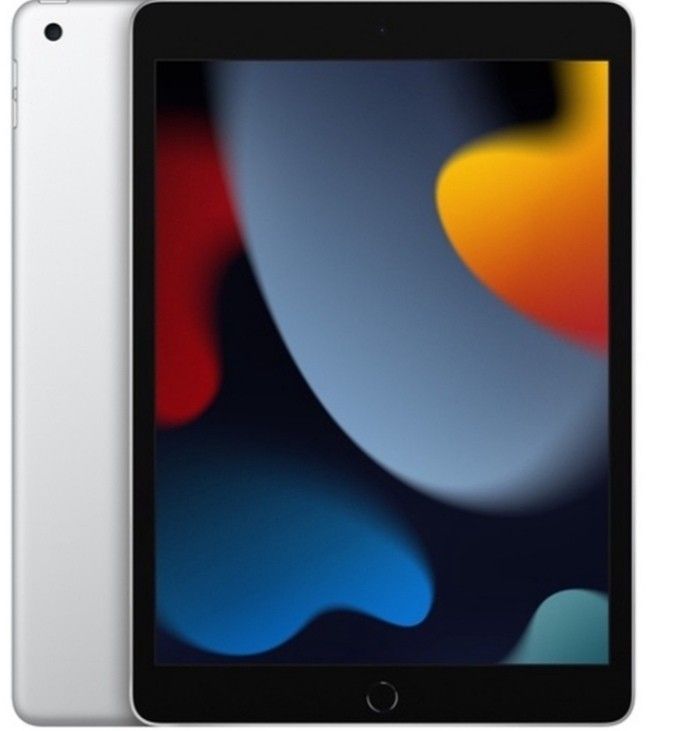 Ipad Gen 9th Wifi Grey 64 GB (Category: iPad) located in Singapore. Submitted by zasper (Listing ID 1304060508, Image 1). Description: -Brand new in original packaging - With charger - One year warranty with Apple.