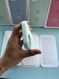 iPhone 15 Magsafe Silicone Case With Animation (Mint green)