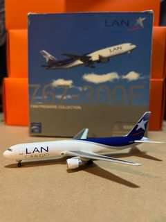 （分類：）位於 。 由 i.0217 提交（商品編號 1304041930，圖片 1）。簡介： 。