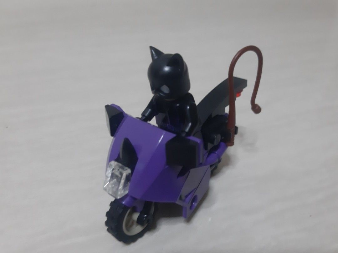 Lego DC Universe Catwoman and Catcycle from 6858 only available with other purchase Hobbies Toys Toys Games on Carousell
