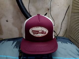 LES HUBER TRUCKING BRETON, ALTA. By Vintage HAT HUT x Vintage YOUNGAN Brand, Adjustable Snapback Trucker Hat/Net Cap