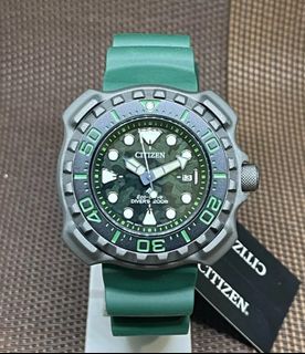 (Category: ) located in . Submitted by notorious_watches (Listing ID 1303998614, Image 1). Description: .