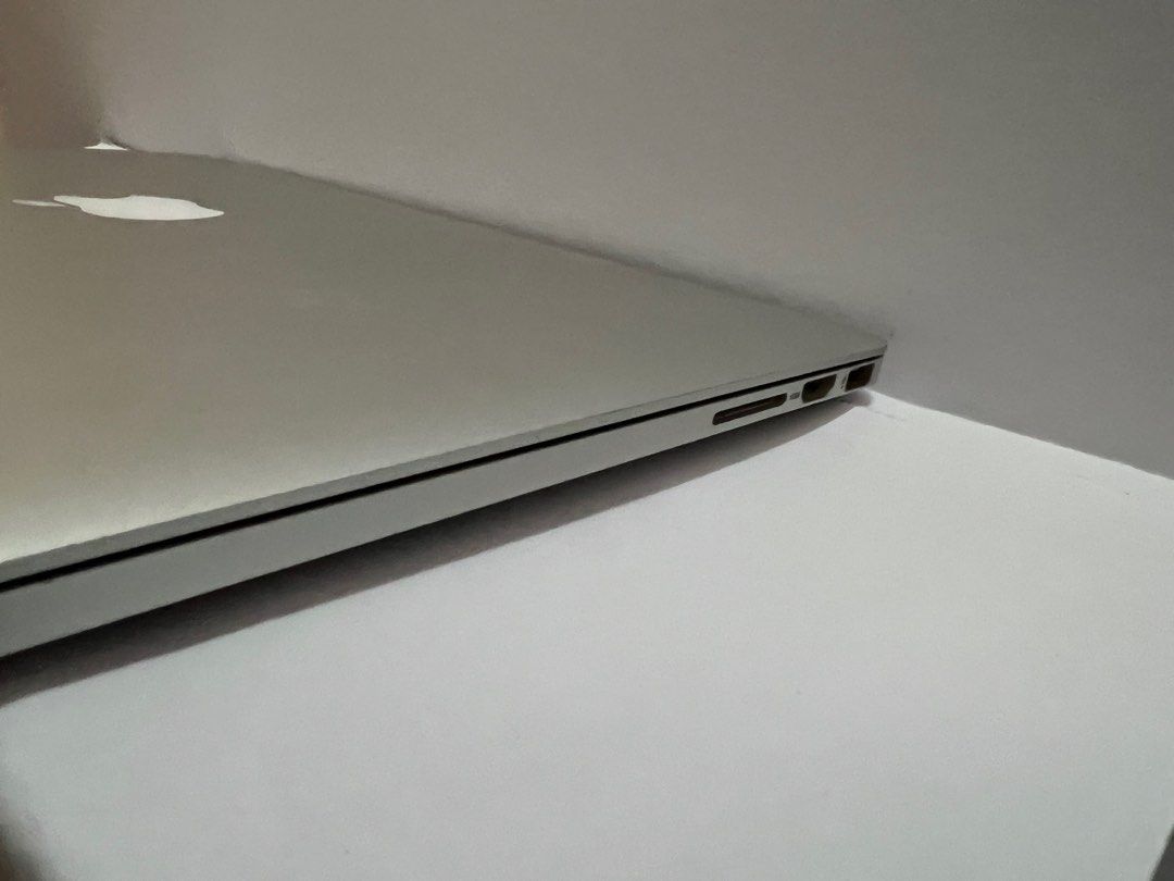Macbook Pro 13” (Late 2013) (Category: Laptops & Notebooks) located in Zamboanga. Submitted by _catflakes (Listing ID 1303972440, Image 2). Description: School and personal use only RFS: upgrade.