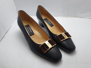 Made in Italy Bow Heels Shoes