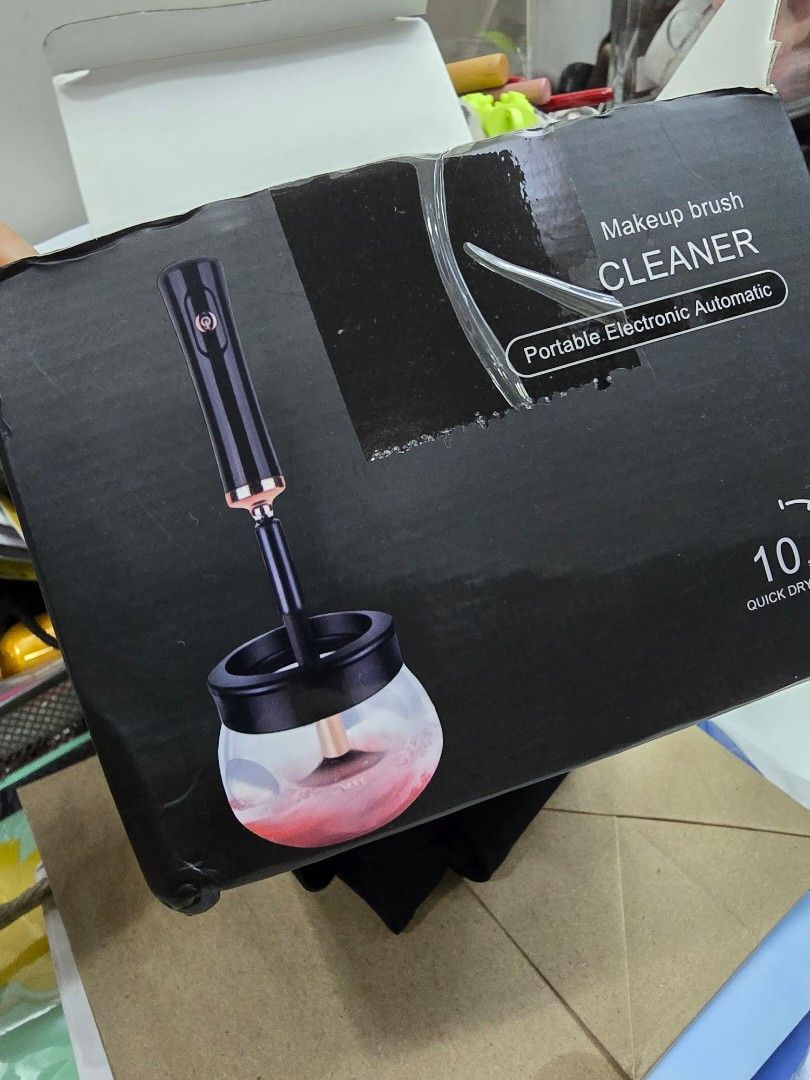 Make Up Brush Cleaner Portable Automatic Electric (Category: Makeup) located in Pasig City. Submitted by clothesandthings_ (Listing ID 1304065123, Image 2). Description: .
