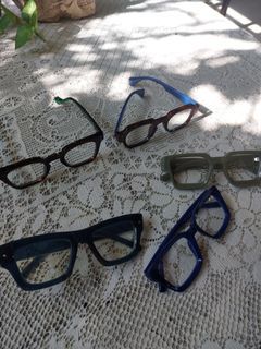 New unused eyeglasses for men/women