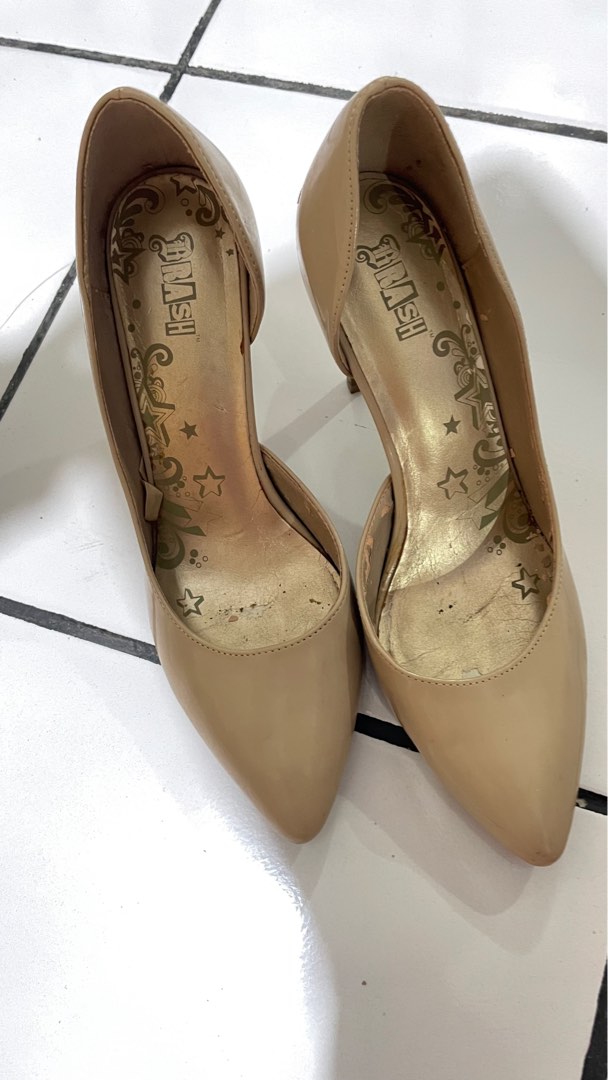 Nude heels beli di payless Fesyen Wanita Sepatu di Carousell