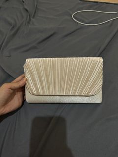evening bag with gloves