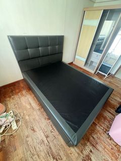(Category: ) located in . Submitted by xmisa (Listing ID 1303927149, Image 1). Description: .