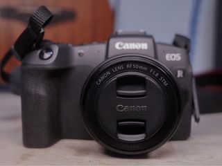 [Rush sale] Canon EOS RP w/ RF 50mm F1.8 STM