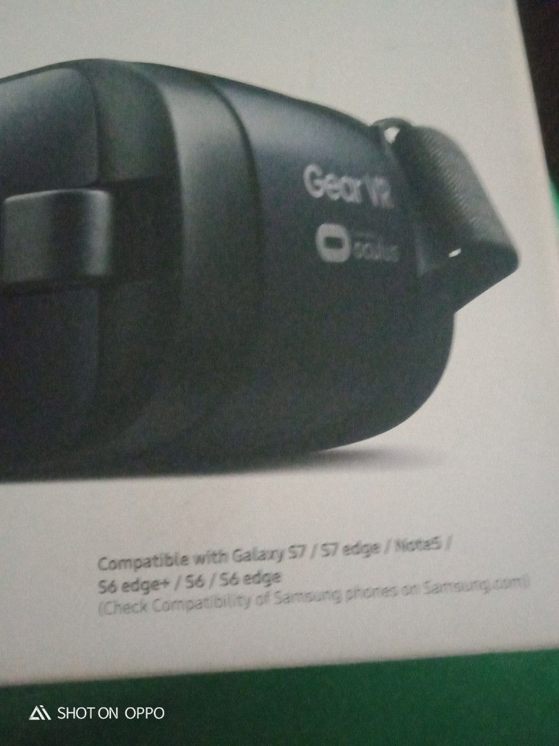 Samsung gear vr (Category: Virtual Reality) located in Las Pinas. Submitted by mommys_koleksyon011 (Listing ID 1303951141, Image 3). Description: padala lng po xa.