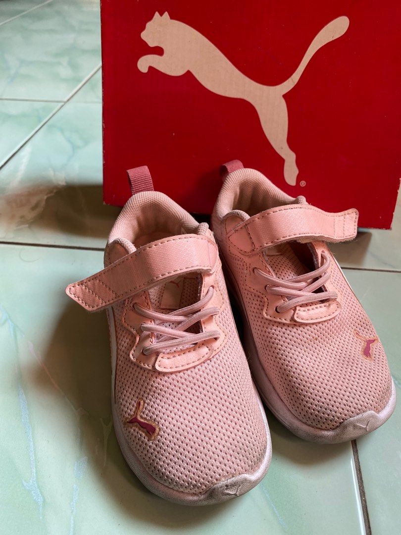 sepatu anak perempuan PUMA, Bayi Anak, Lainnya di Carousell