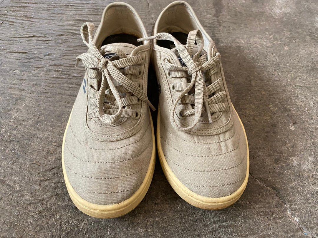 sepatu sneakers geoff max