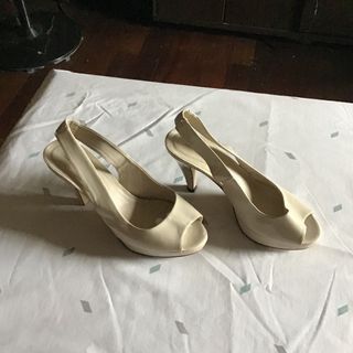 Shoes  beige 2” heels