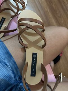 Steve Madden Flat Sandals with strap