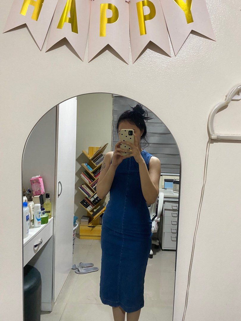 Stradivarius Denim Tank Midi Dress (Category: Dresses) located in Makati City. Submitted by michelleross28 (Listing ID 1304036670, Image 2). Description: Used once! I gained weight, it’s a bit tight on me now. Lol, too bad, I love this denim dress a lot! .