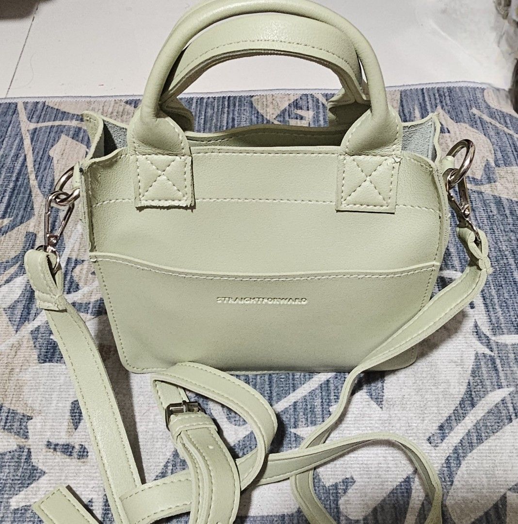 STRAIGHTFORWARD Crossbody Bag (Category: Cross-body Bags) located in Taguig. Submitted by bamberbee (Listing ID 1304048528, Image 3). Description: Straightforward crossbody bag Size : Mini.