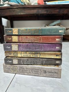 The Alchemyst Book Series (set)