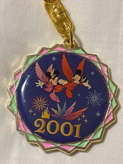 Tokyo Disneyland Key chain 2001 ¥700