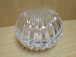 Vintage cut glass clam shell