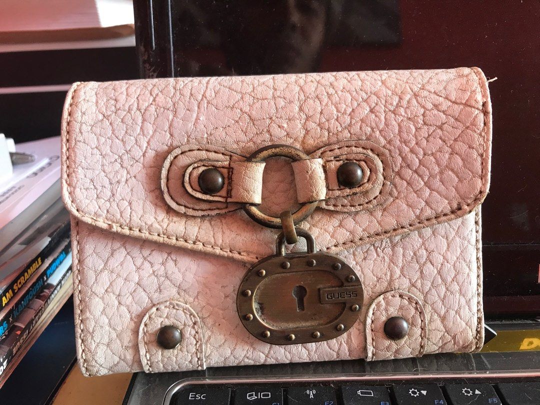 Vintage Guess wallet