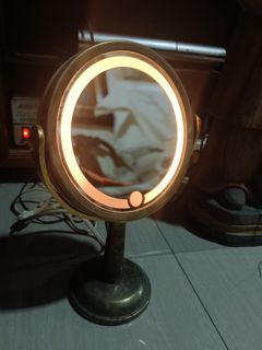 Vintage Lighted Vanity Magnifying Mirror by Underwriter Laboratories Inc