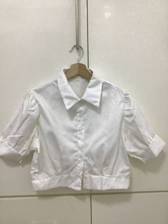 White crop top polo shirt