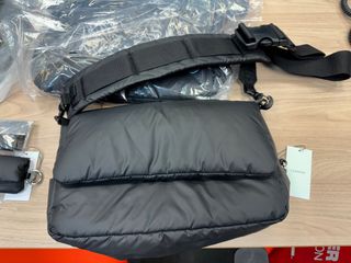 （分類：）位於 。 由 vintage_vintage 提交（商品編號 1304209279，圖片 1）。簡介： 。