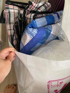 （分類：）位於 。 由 khorjf 提交（商品編號 1304094365，圖片 1）。簡介： 。