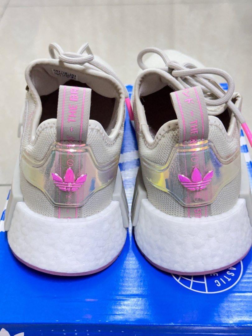 adidas gazelle silver green womens Adidas NMD R1 Primeknit Duck Camo Pink
