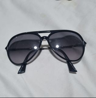 (Category: ) located in . Submitted by yx0511 (Listing ID 1304238336, Image 1). Description: .