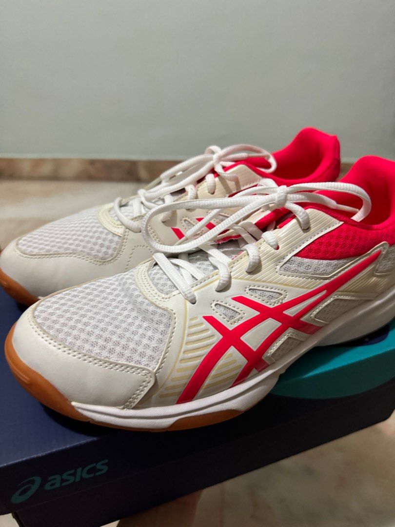 Asics upcourt 3 badminton shoes on sale