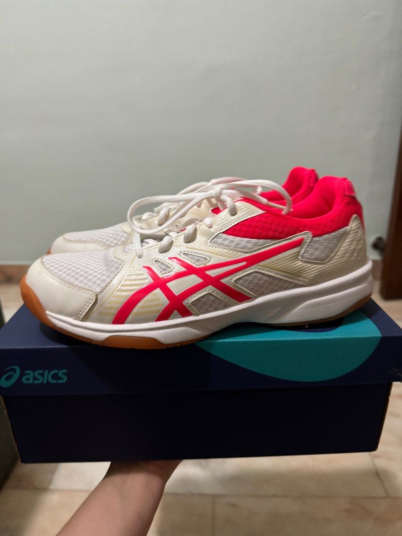 asics upcourt 3 badminton shoes Women s Fashion Footwear Sneakers on Carousell