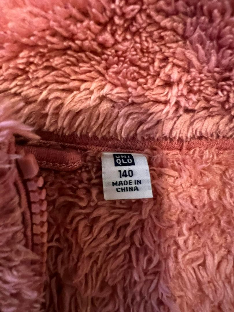 Assorted Kids' Sweaters (Category: Babies & Kids Fashion) located in Makati City. Submitted by andre_esque (Listing ID 1304179676, Image 2). Description: Assorted girls'/kids' sweaters. 400 each, or take all for 1500. Sizes indicated picture after full photo..