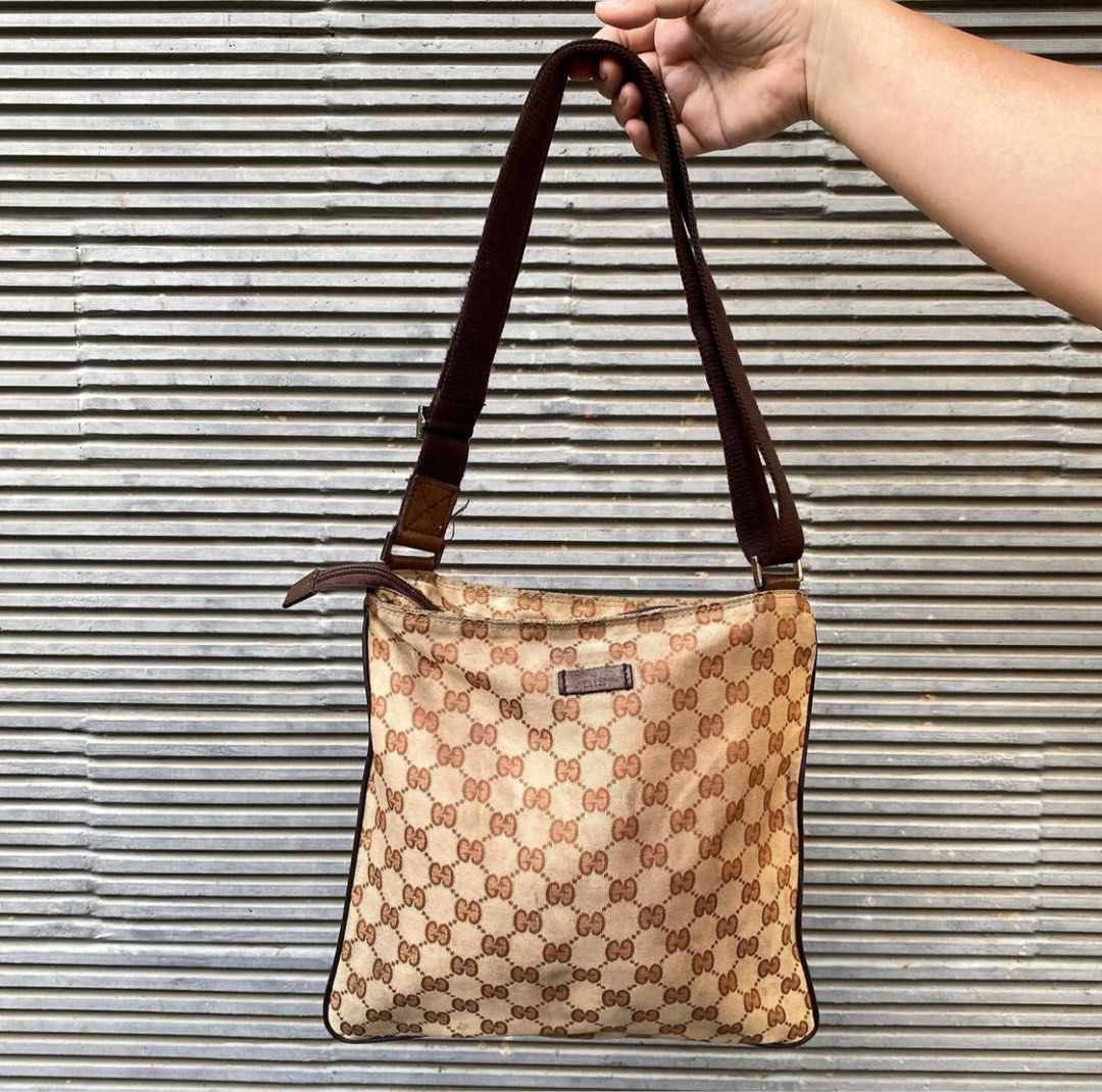 Authentic Gucci sling Bag canvas
