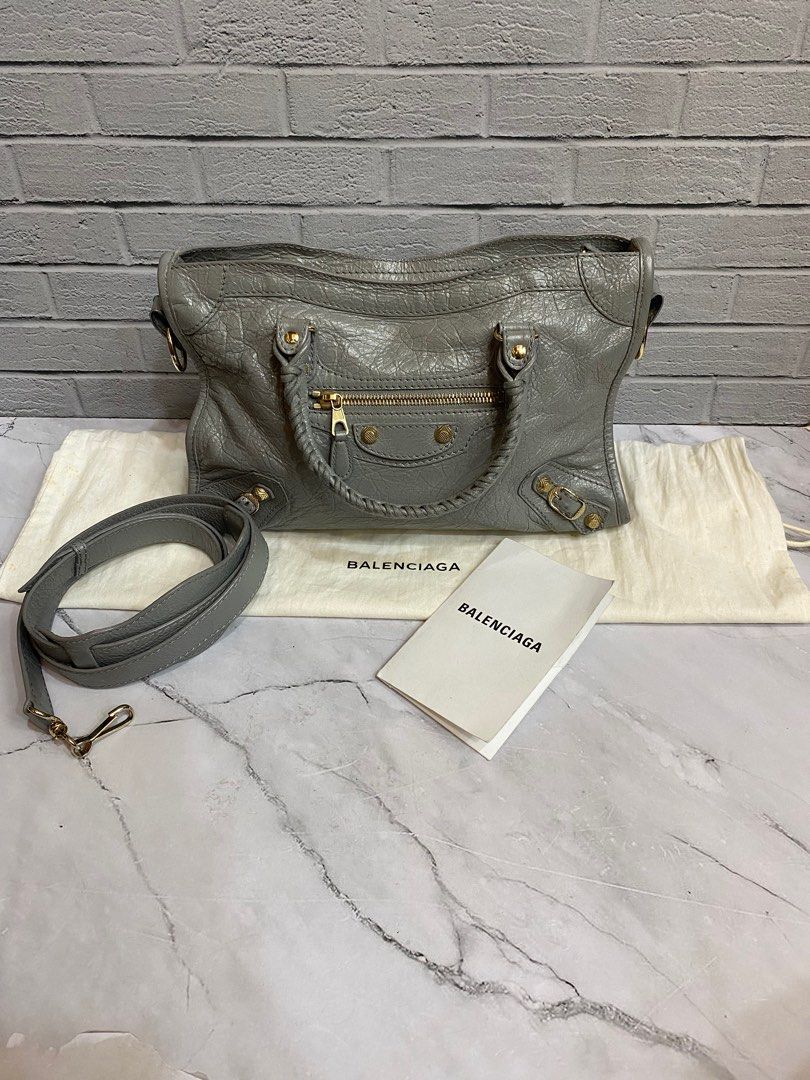 Balenciaga city small grey ghw Size 20 x 30 x 8 cm Ps 101 cm Longstrap dustbag booklet 18 5