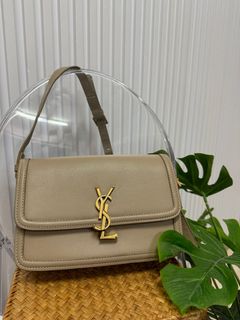 (Category: ) located in . Submitted by snsas1971 (Listing ID 1304243948, Image 1). Description: .