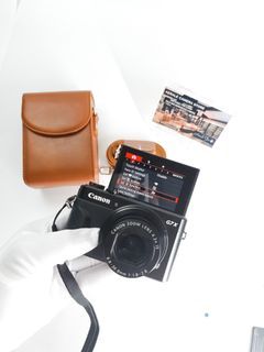 Canon G7x Mark II with free leather case ( Best Seller  )
