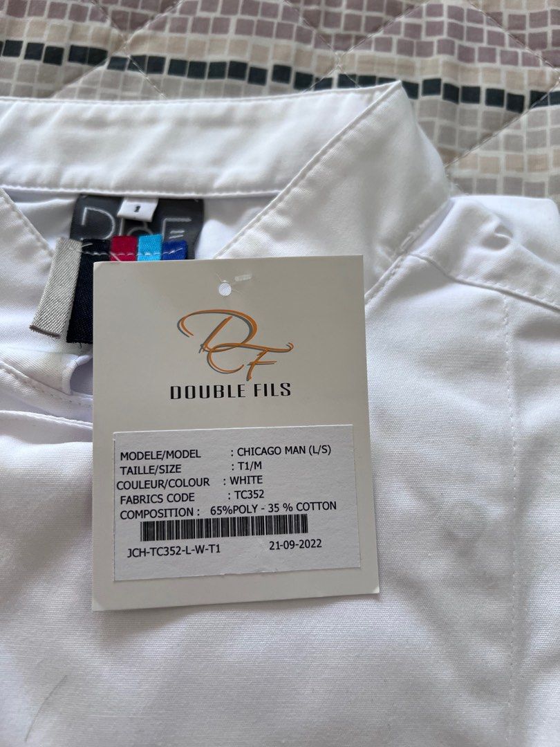 Chef jacket (Category: Coats, Jackets and Outerwear) located in Singapore. Submitted by bourcagnot (Listing ID 1304127069, Image 2). Description: See more adds of chefware.