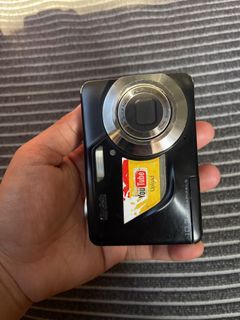 Digital Camera (Kodak Easyshare C180 10.2 MP)
