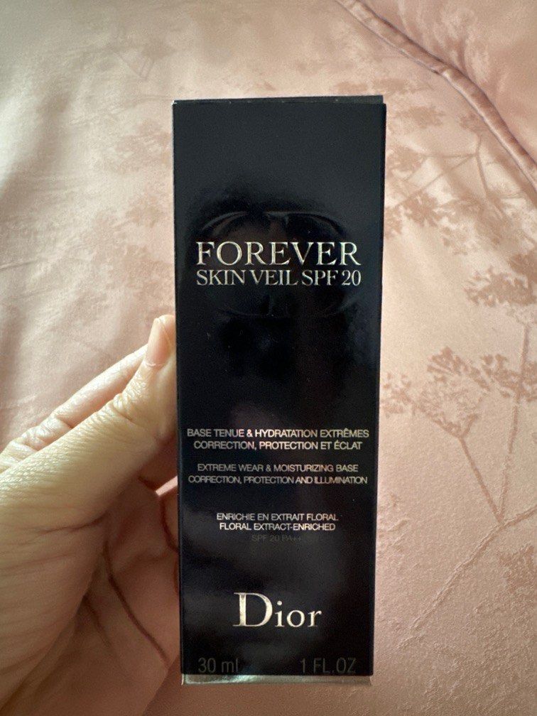 化粧下地 Dior FOREVER SKIN VEIL SPF 20 30ml DIOR】 ディオールスキン フォーエヴァーグロウ ヴェール（化粧
