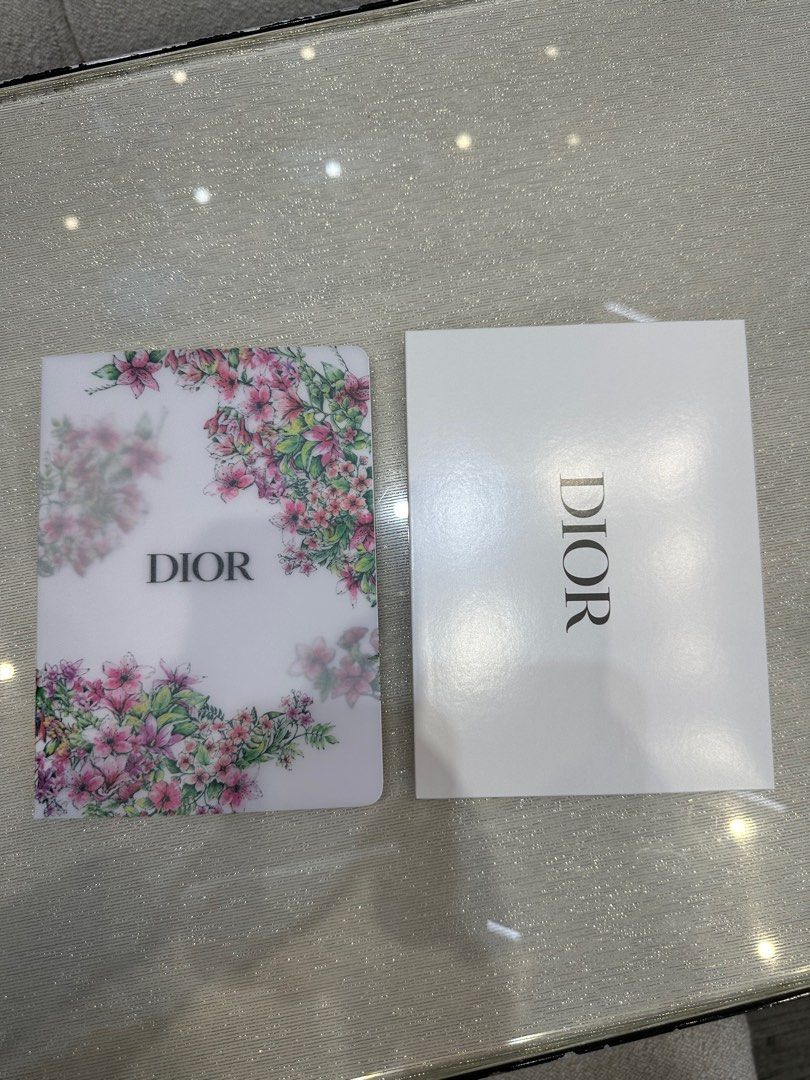 notebook (Category: Stationery & School Supplies) located in Bayan Lepas. Submitted by cchhooaahh (Listing ID 1304228373, Image 1). Description: 19cm x 14cm.