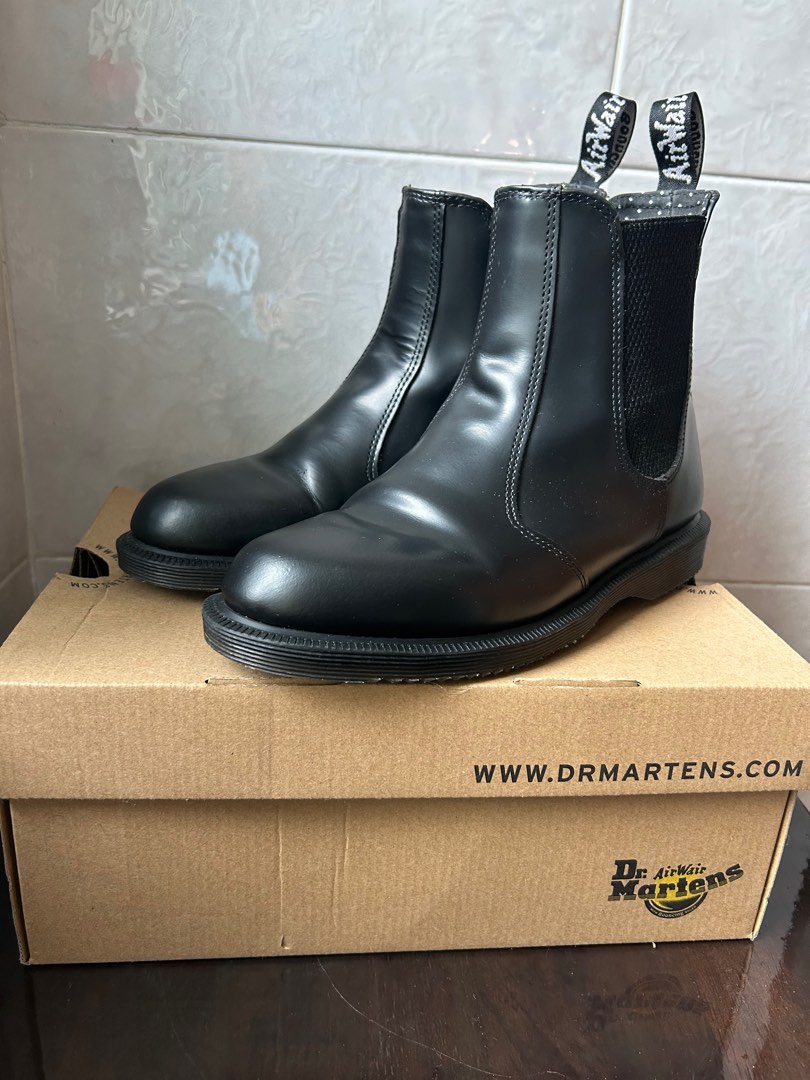 Dr martens vegan flora chelsea boots clearance