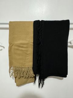 F21 shawls
