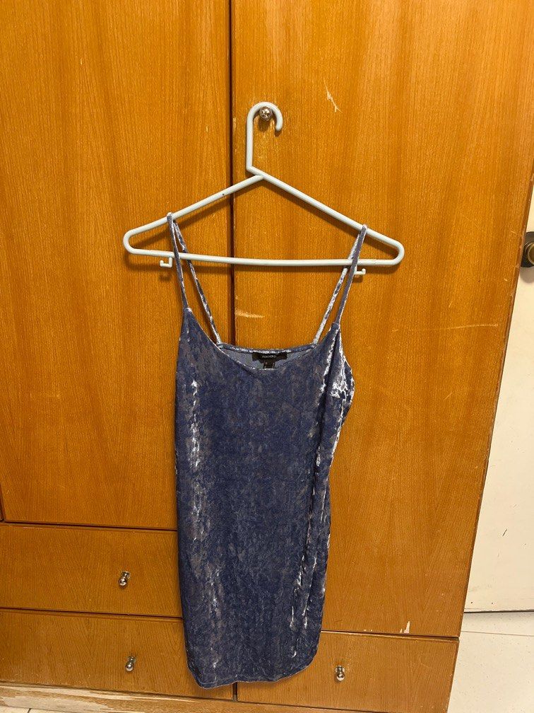 Forever 21 blue velvet dress outlet